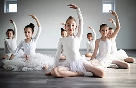 6 12 Yas Seviyeli Bale Temel Egitimi 1