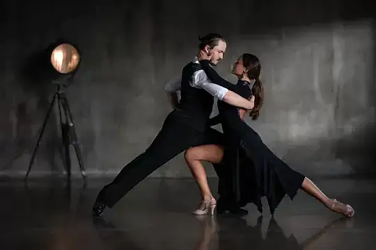 dans akademi tanıtım video